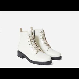 Everlane the modern utility laced up boots size 7